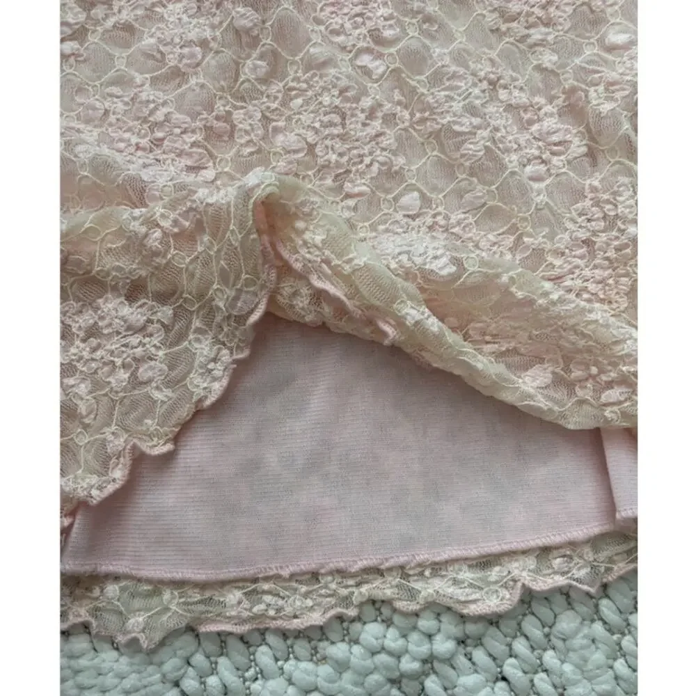 Womens Vintage Inspired Pink Lace Fitted V Neck Tank Top Size Medium